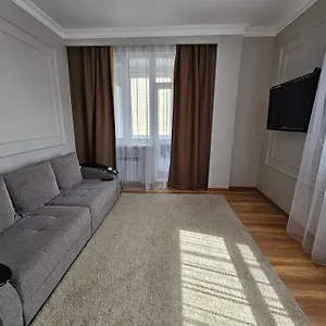  Апартаменты Ernaz Plus Apartments-expo-boulevard